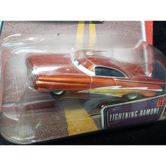 Disney Pixar The World of Cars Lightning Ramone No. 15 All Diecast Car BNWT - Picture 2 of 3